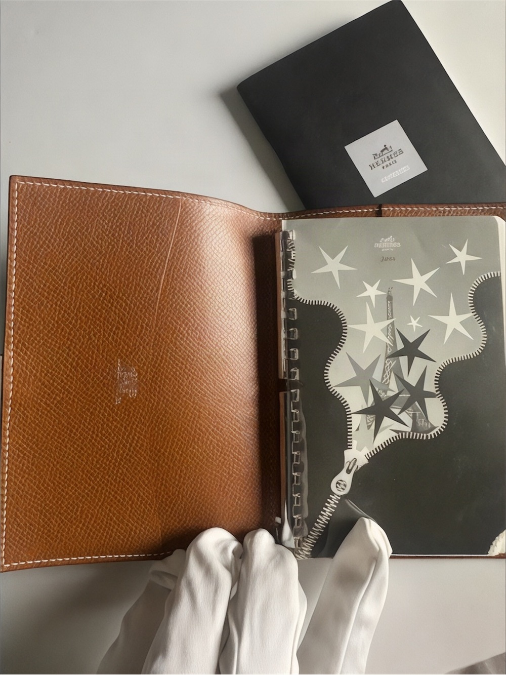 HermĆØs Vintage GM Agenda Cover Gold Epsom Leather Planner + 2004 Inserts